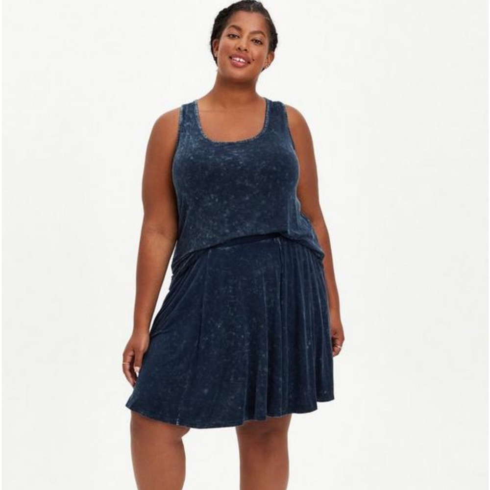 Torrid size 3 super soft mini jersey skater knit